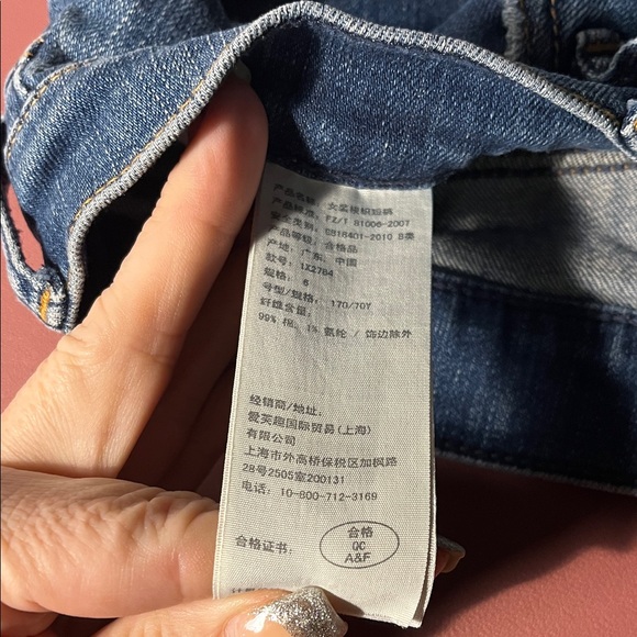 Abercrombie & Fitch Women's Blue Denim Shorts - Picture 3 of 7